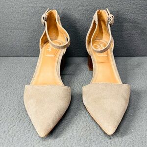 Crown Vintage Tan Ankle Strap Heels‎